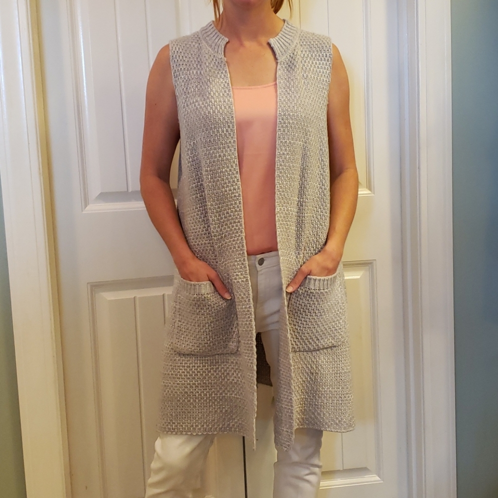 Mud Pie duster vest in dove gray